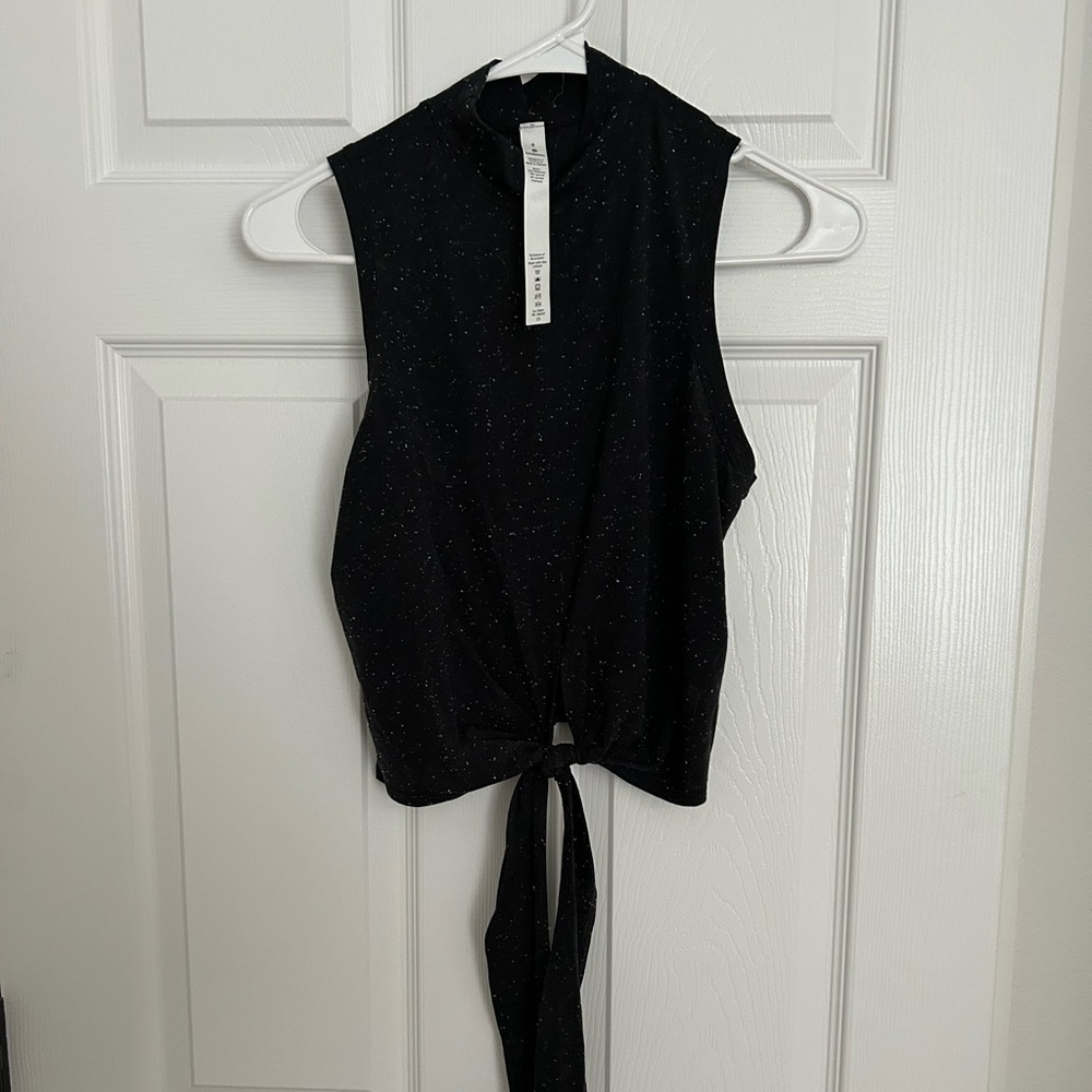 Lululemon crop workout tank